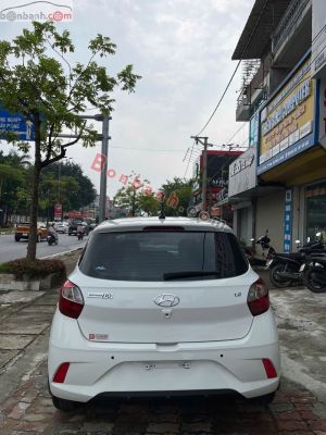 Xe Hyundai i10 1.2 AT 2021