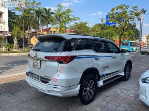 Xe Toyota Fortuner 2.7V 4x4 AT 2017