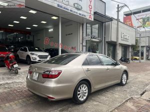 Xe Toyota Camry 2.0E 2016
