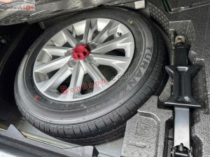 Xe Toyota Camry 2.0E 2016